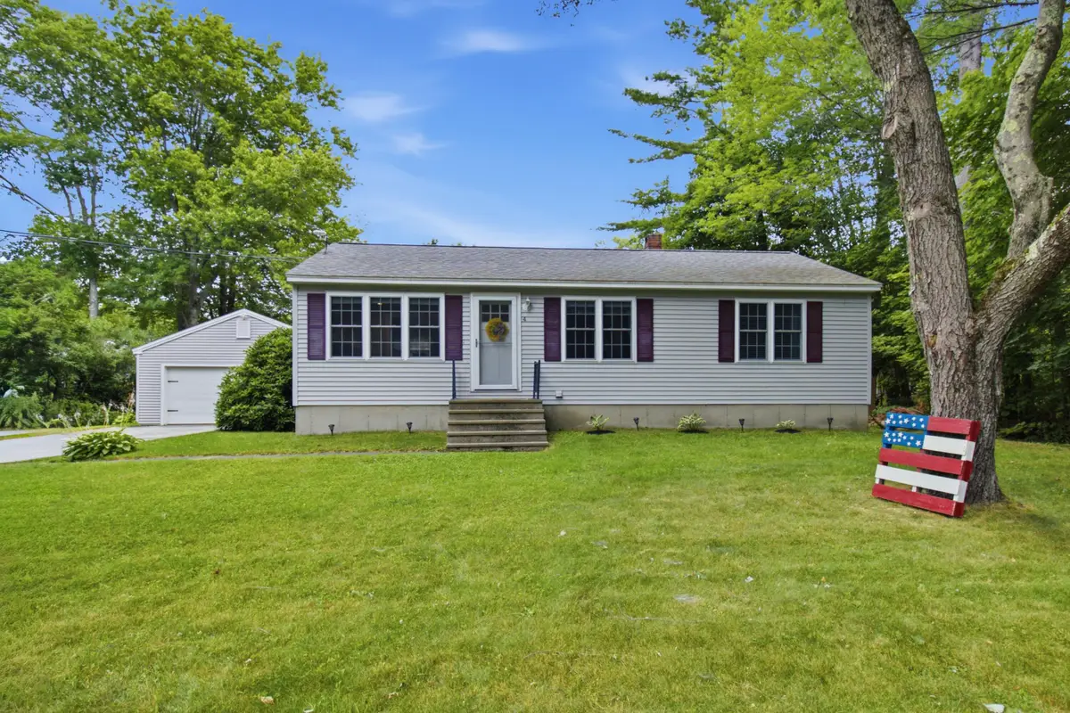 4 Lola Street, Topsham, ME 04086 - #1