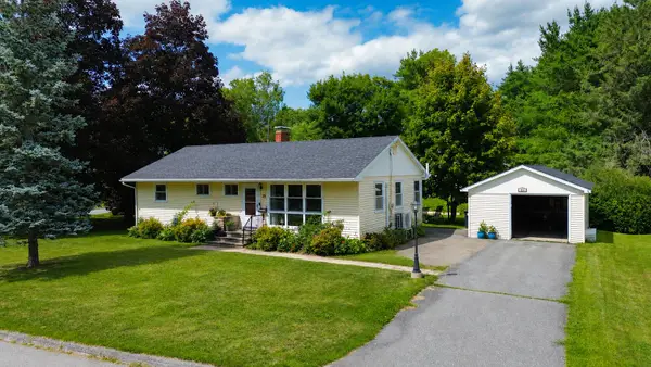 23 Gilbert Street, Orono, ME 04473