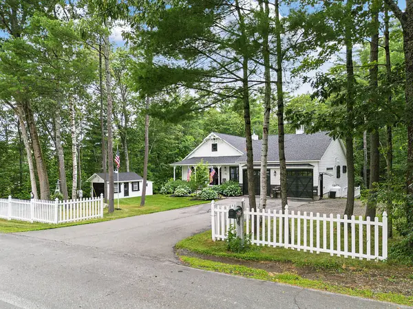 36 Riva Ridge Road, Vassalboro, ME 04989