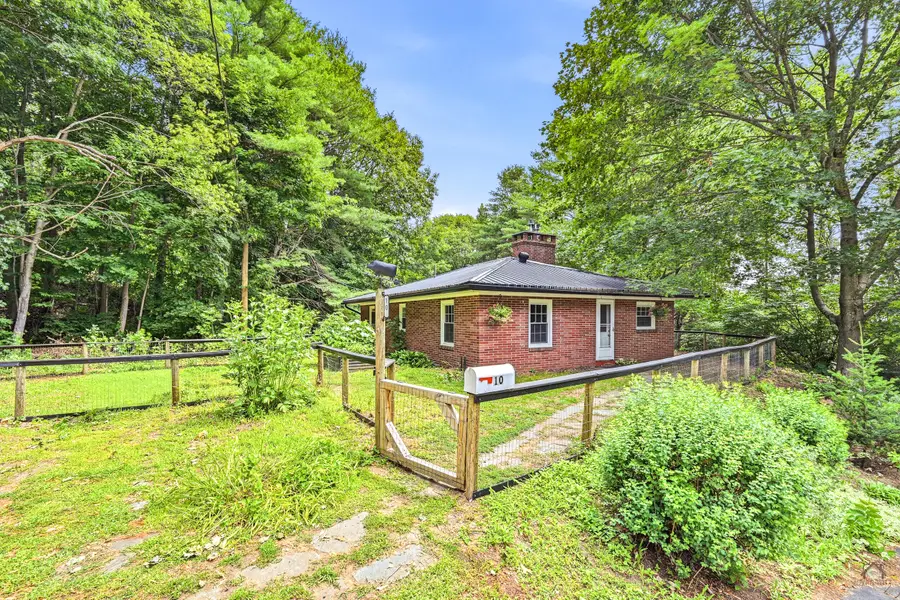 10 Hillcrest Road, Livermore Falls, ME 04254 - #2