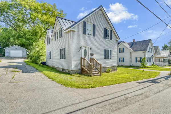 10 Pleasant Street, Fairfield, ME 04937