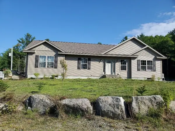 21 Pioneer Way, Aurora, ME 04408