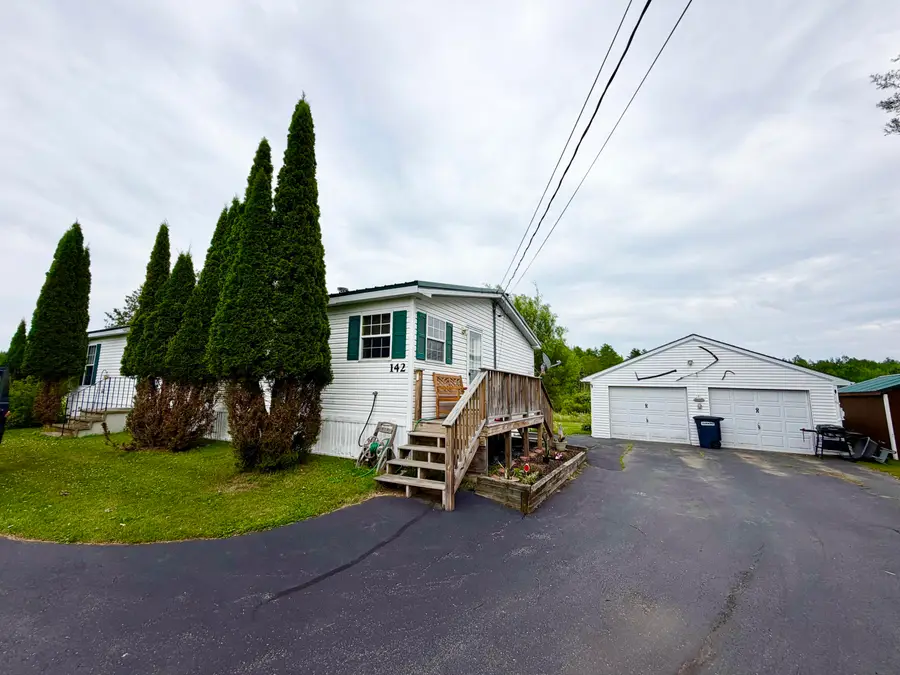 142 Lake Road, Levant, ME 04456 - #2