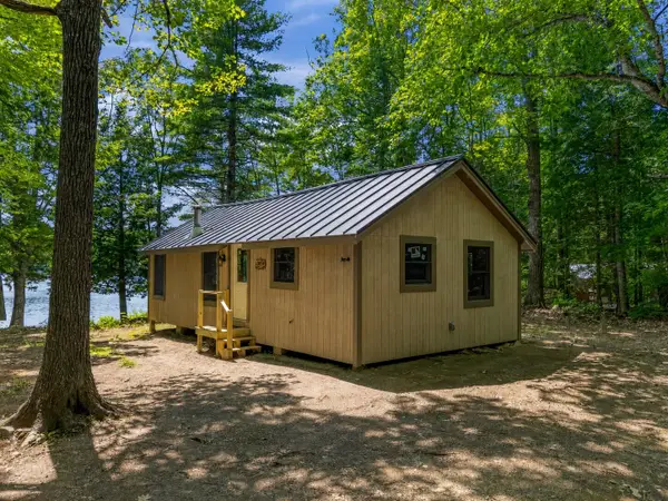 6 Leonard Lane, Chesterville, ME 04938