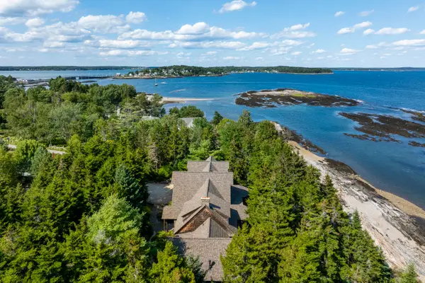 34 Cragmoor Lane, Harpswell, ME 04003