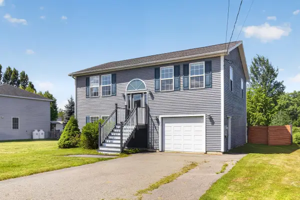 44 Whisper Drive, Bangor, ME 04401