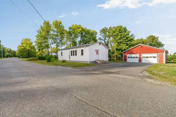 364 Turnpike Road, Medway, ME 04460