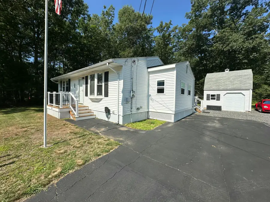 527 High Street, North Berwick, ME 03906 - #2