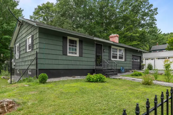 4 Fairbanks Street, Augusta, ME 04330