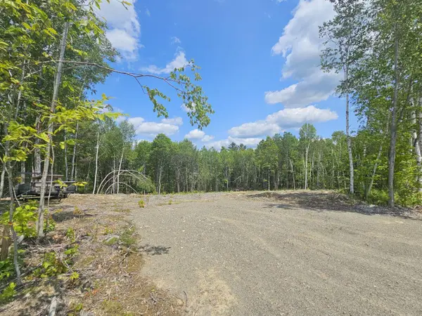 M12 L17-8 Glen View Drive, Skowhegan, ME 04976