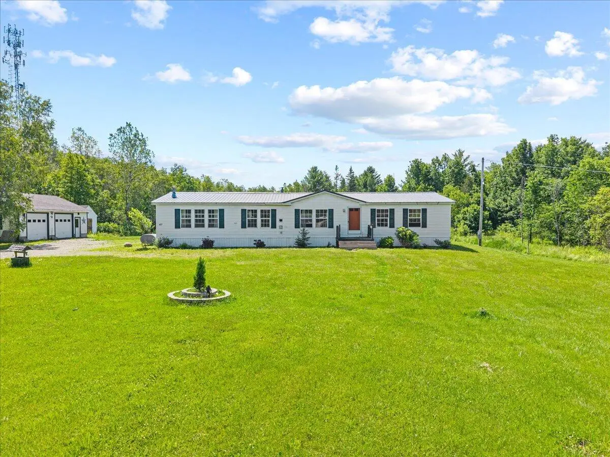 405 E Road, Bradford, ME 04410 - #1
