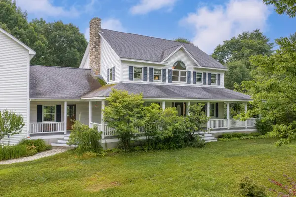 605 River Road, Windham, ME 04062