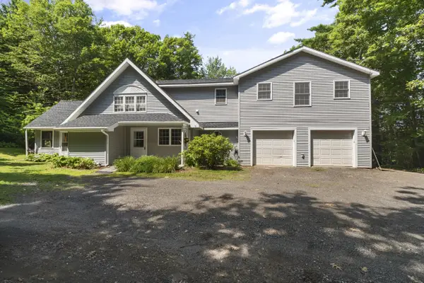 96 Taylor Woods Road, Belgrade, ME 04917
