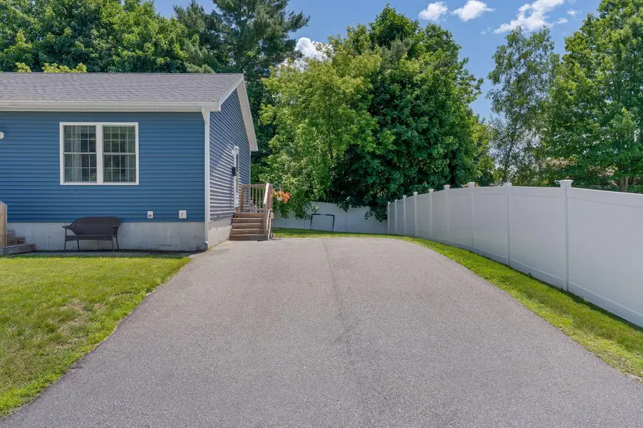5 Kavanagh Street, Lewiston, ME 04240 - #3
