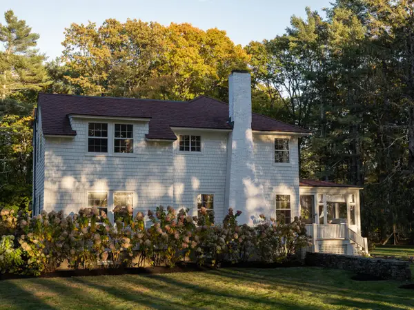 13 Foreside Road, Falmouth, ME 04105