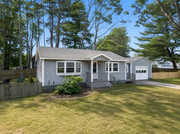 6 Wilson Avenue, Brunswick, ME 04011