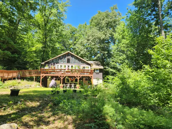 56 Pinewood Cove Road, Jefferson, ME 04348