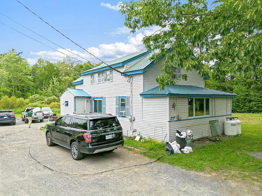 132 Washington Street, Oakland, ME 04963 - #3