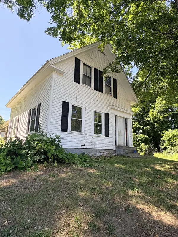 26 Mill Street, Hartland, ME 04943