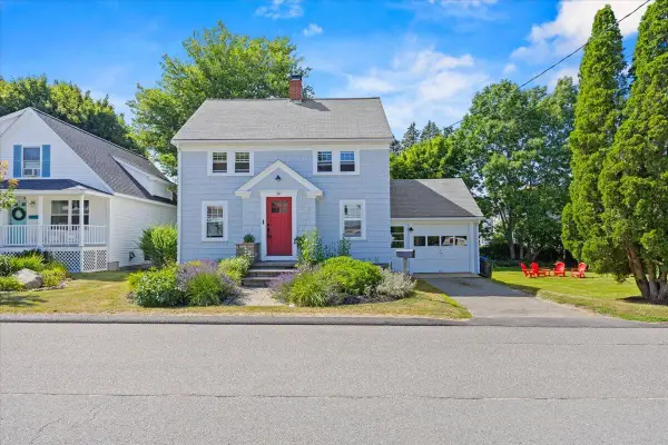 30 Victory Avenue, South Portland, ME 04106
