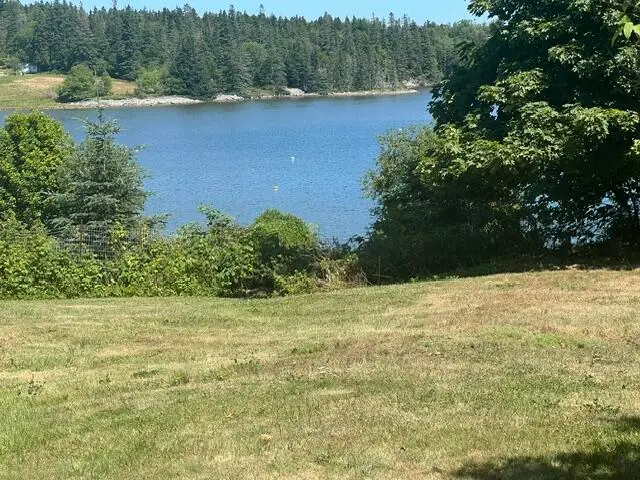 12 Lake View Street, Vinalhaven, ME 04863 - #2