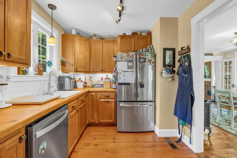 10 Lebanon Road, Winterport, ME 04496 - #3
