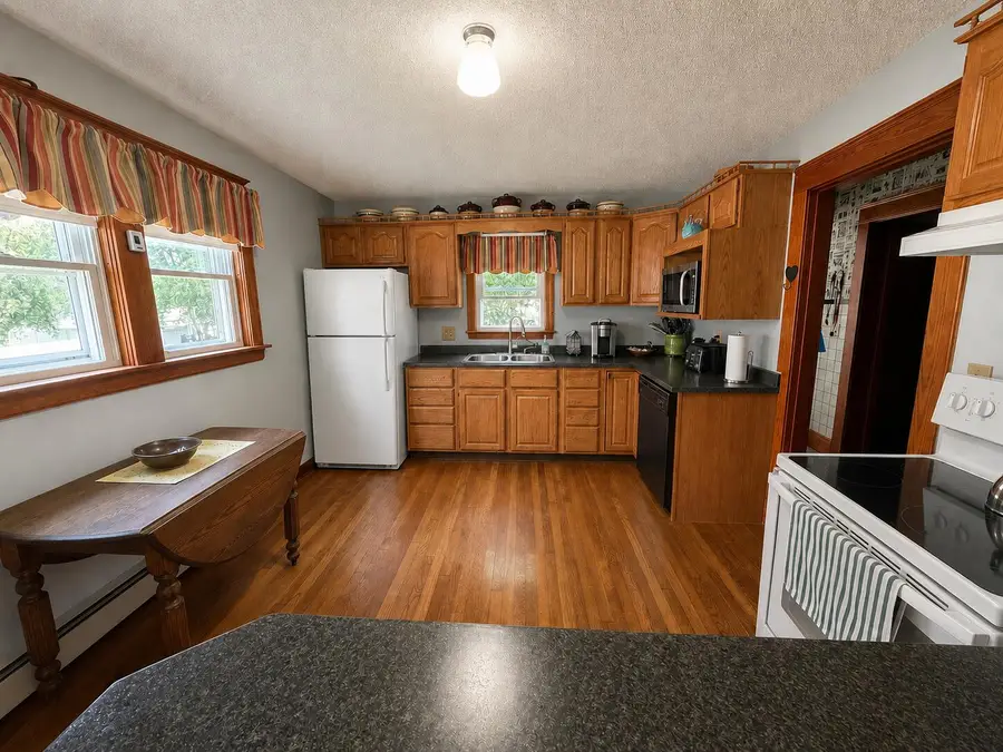 31 Spruce Street, East Millinocket, ME 04430 - #2