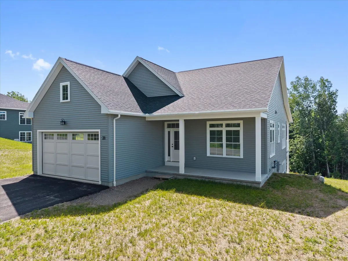 21 Galway Drive, Veazie, ME 04401 - #1