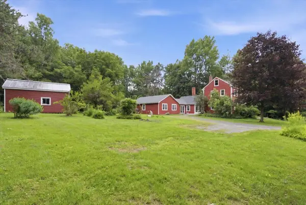 1135 Manchester Road, Belgrade, ME 04917