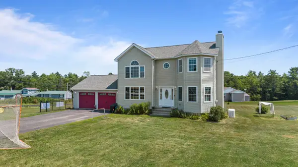 4 Kents Way, Benton, ME 04901