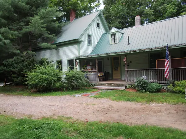462 Oxford Street, Paris, ME 04281