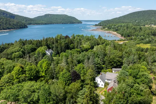 77 Manchester Rd Northeast Harbor, Mount Desert, ME 04662