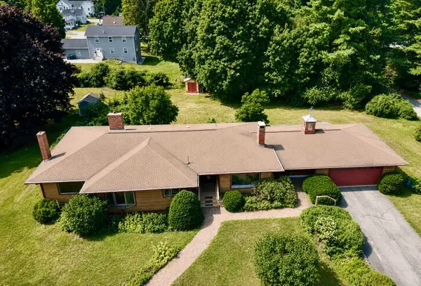 10 Barkley Avenue, Auburn, ME 04210