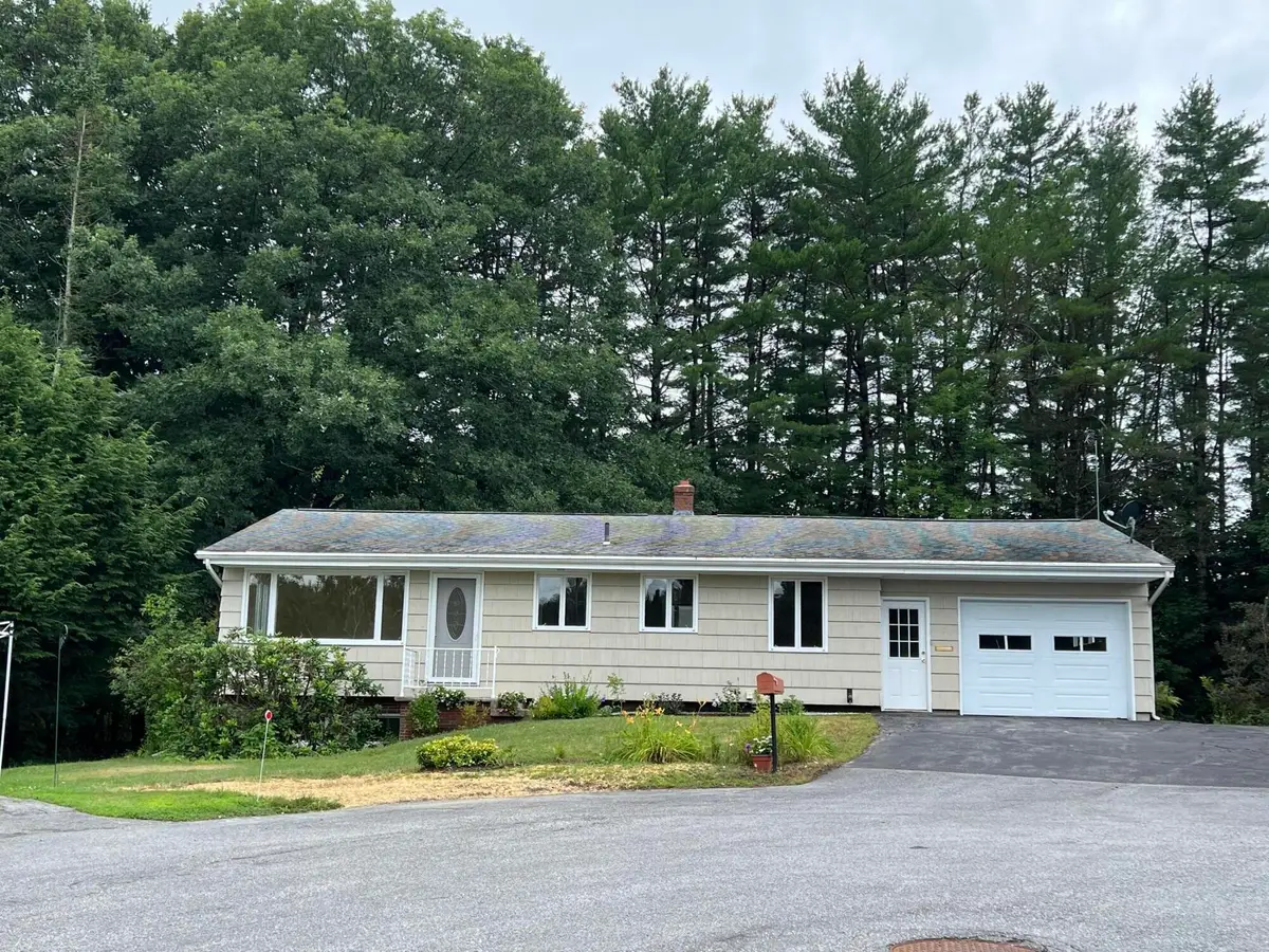 2 Carrier Place, Lewiston, ME 04240 - #1