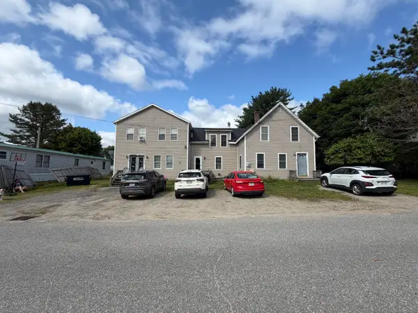 10 Lyons Street, Machias, ME 04654