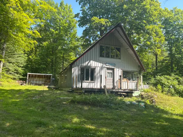 1 Tuttle Corner Road, Freeman Twp, ME 04983