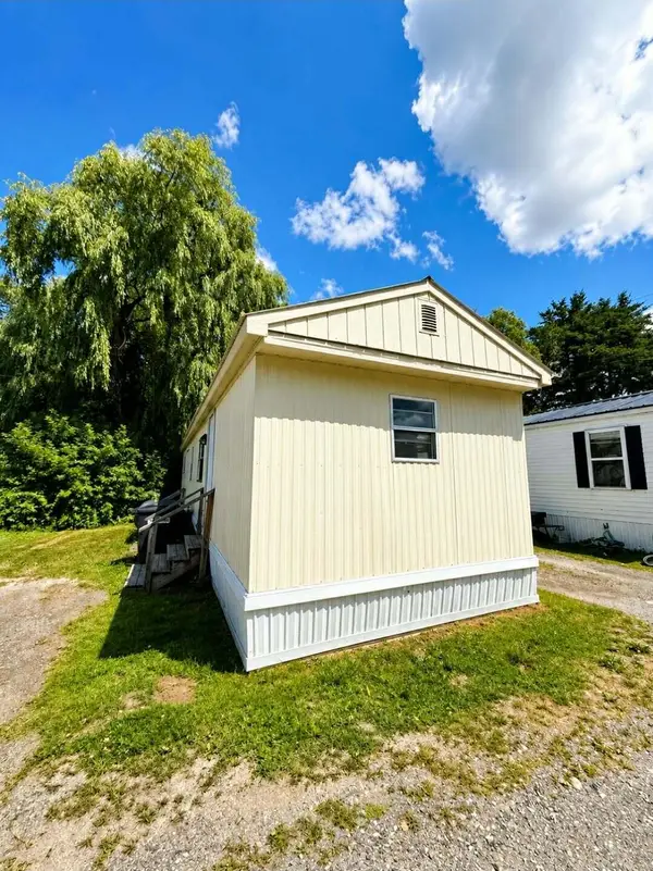 715 College Avenue #21, Old Town, ME 04468