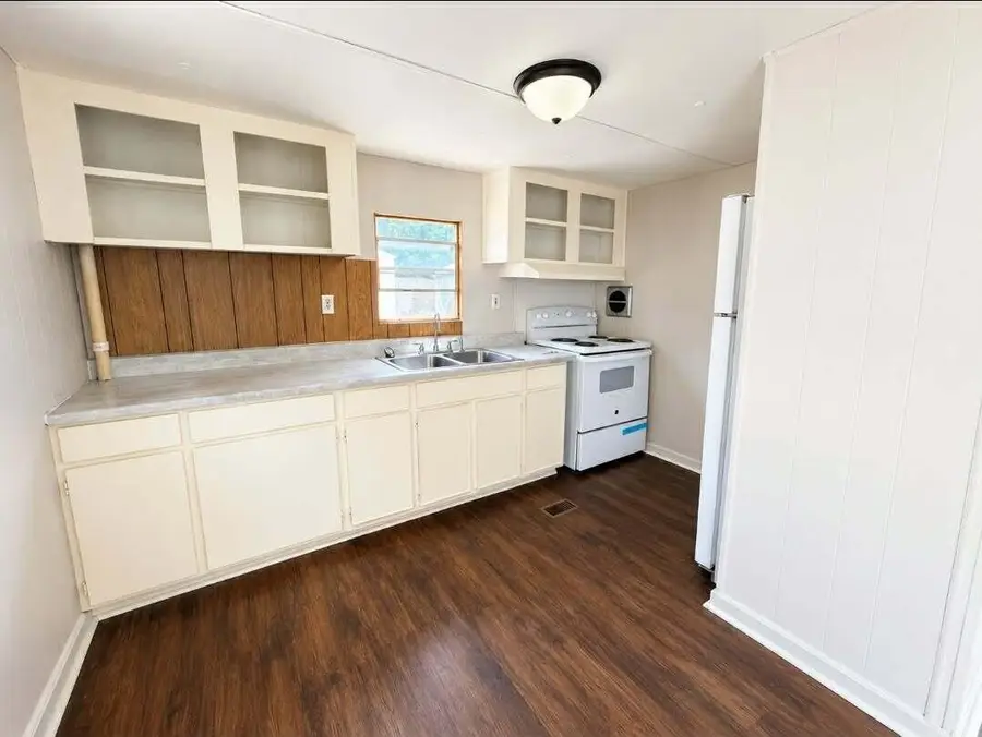 715 College Avenue #21, Old Town, ME 04468 - #3