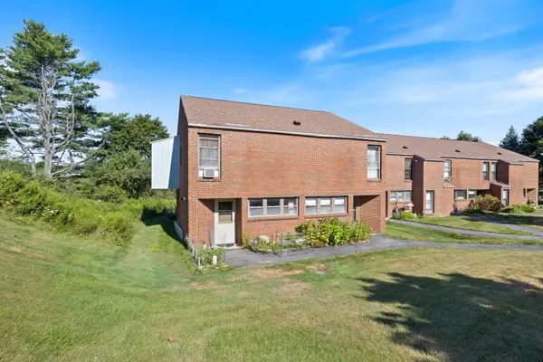 20 Juniper Lane #19, Westbrook, ME 04092