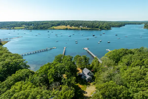 54 Pinkham Road, Bristol, ME 04554