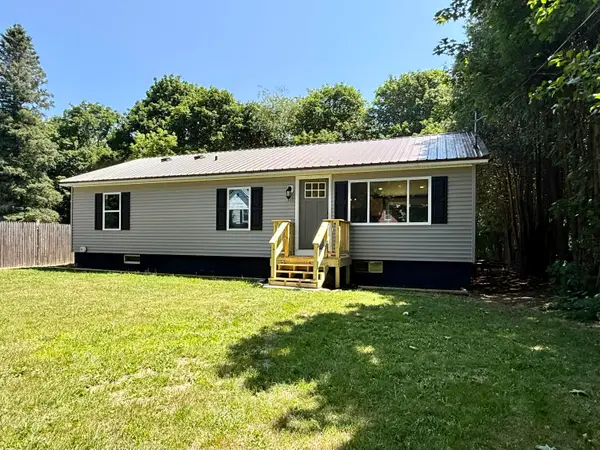 90 Downes Street, Calais, ME 04619