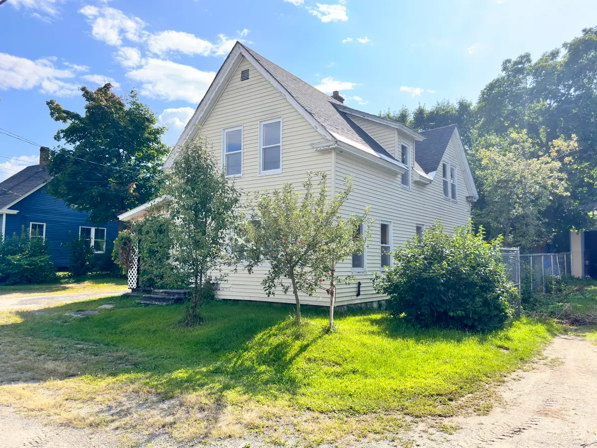 122 Knox Street, Millinocket, ME 04462 - #1