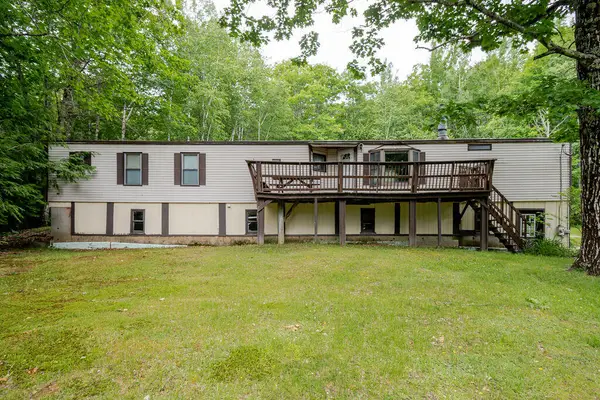 44 Scott Drive, Monmouth, ME 04259