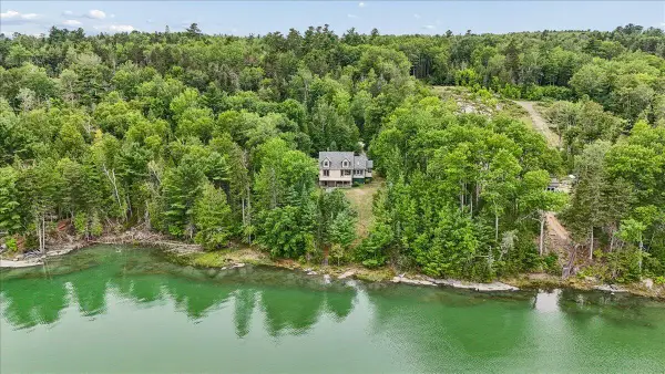 54 Landing Road S, Hancock, ME 04640