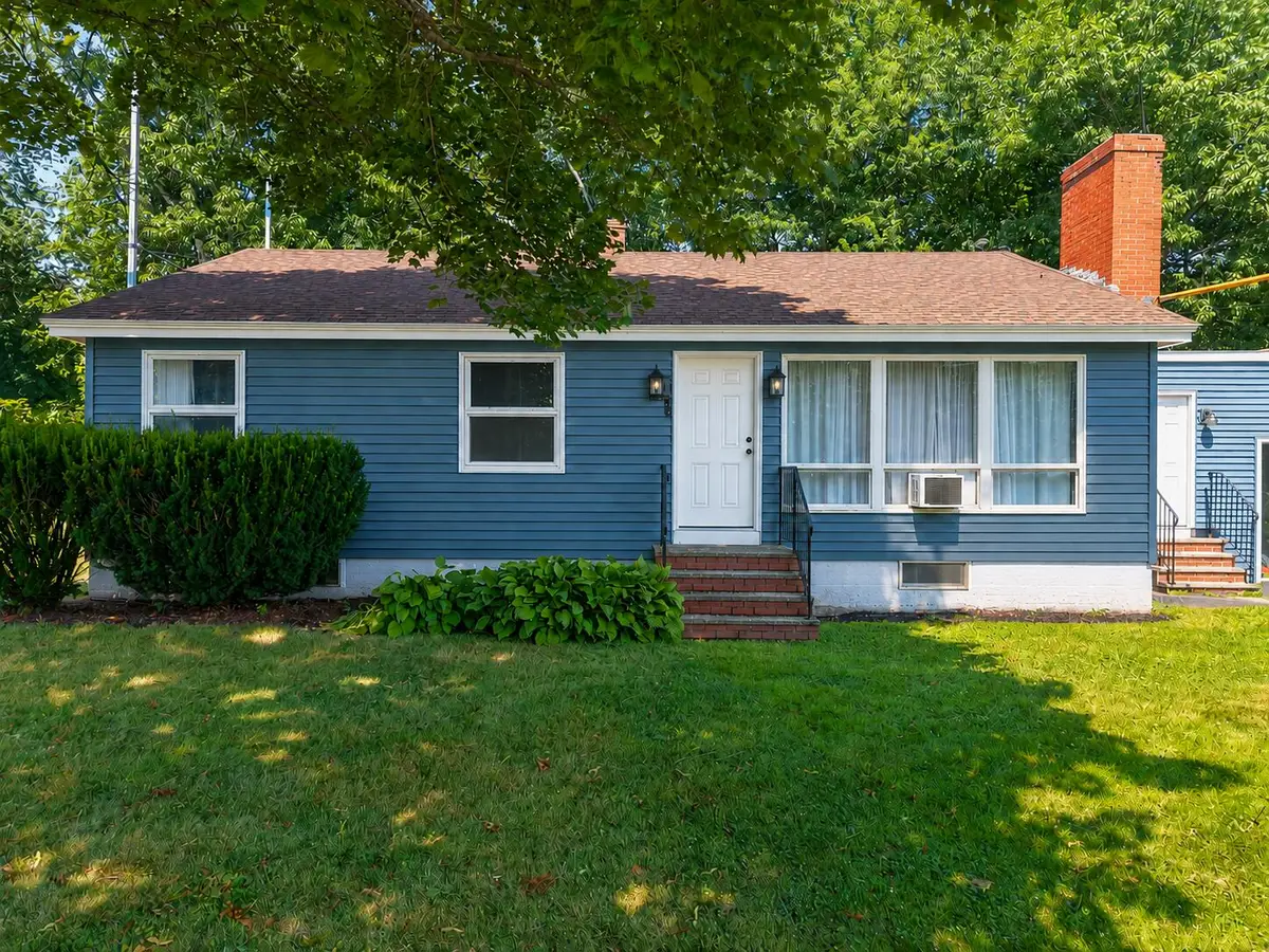 176 Harvard Street, Auburn, ME 04210 - #1