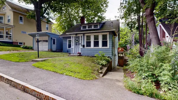 54 Lake Street, Auburn, ME 04210