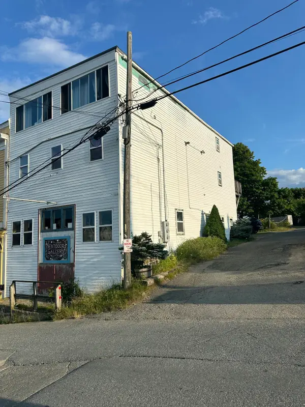 8 Boynton Street, Eastport, ME 04631