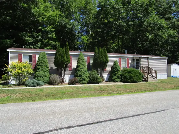 18 South Boulevard, Norway, ME 04268
