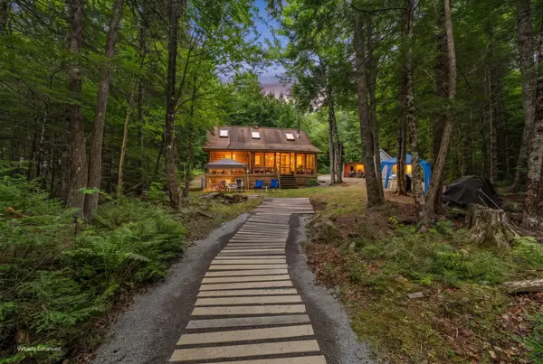 687 E Madagascal Pond Road, Burlington, ME 04417