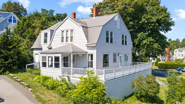 16 Glen Avenue, Cape Elizabeth, ME 04107